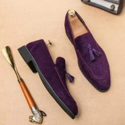 Mocassins Vintage à Glands Pour Homme -Vintage Soldes IMG 120324 mocassinsdaim violet variante4