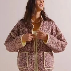 Veste Vintage Courte Imprimé Fleuri Pour Femme -Vintage Soldes IMG 050324 vestecourtefleurie porte4