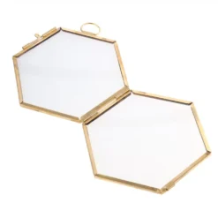 Cadre Photo Vintage à Suspendre En Métal Et Verre Forme Hexagone 12 Cadre Photo Vintage à Suspendre En Métal Et Verre Forme Hexagone -Vintage Soldes cadre photo vintage a suspendre en metal et verre forme hexagone dore