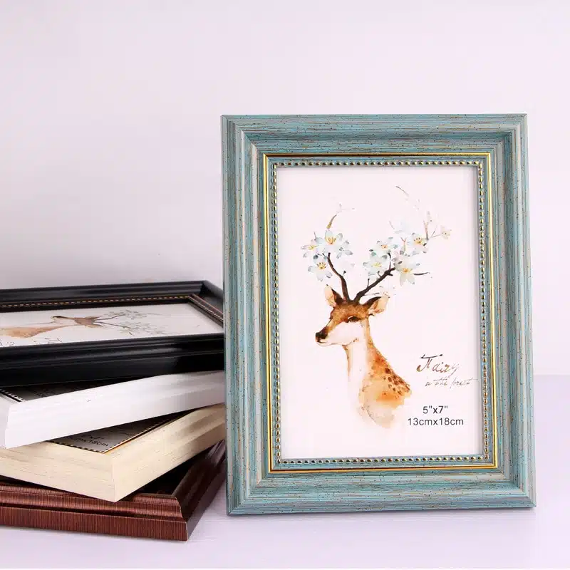 Cadre Photo Vintage En Bois Et Détails Dorés 3 Cadre Photo Vintage En Bois Et Détails Dorés – Image 3