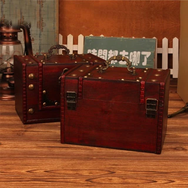 Coffre En Bois Vintage Avec Serrure 2 Coffre En Bois Vintage Avec Serrure – Image 2