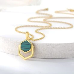 Collier Vintage Avec Pendentif Hexagonal
