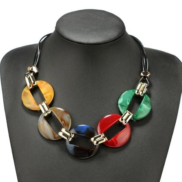 Collier Vintage En Imitation Cuir Avec Bouton Multicolore – Image 4