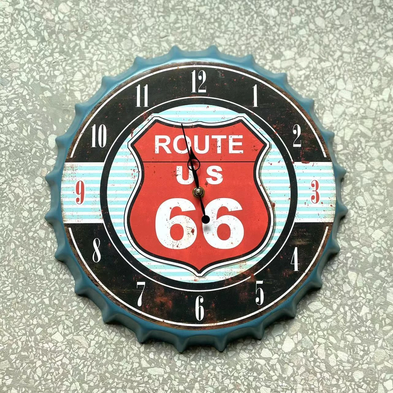 Horloge 3D En Fer Rétro Capsule De Bouteille « ROUTE US 66 » 4 Horloge 3D En Fer Rétro Capsule De Bouteille « ROUTE US 66 » – Image 4