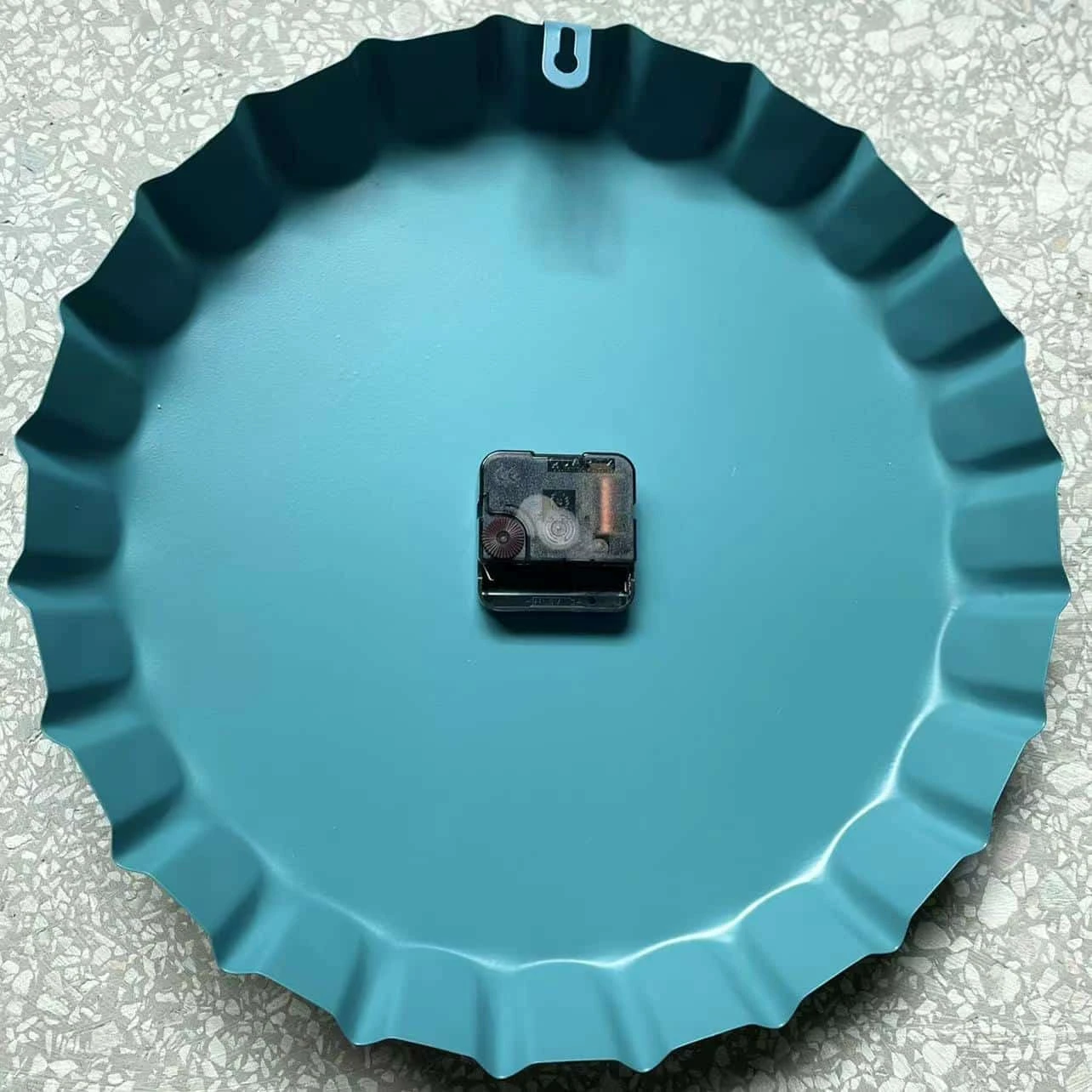 Horloge 3D En Fer Rétro Capsule De Bouteille « ROUTE US 66 » 5 Horloge 3D En Fer Rétro Capsule De Bouteille « ROUTE US 66 » – Image 5