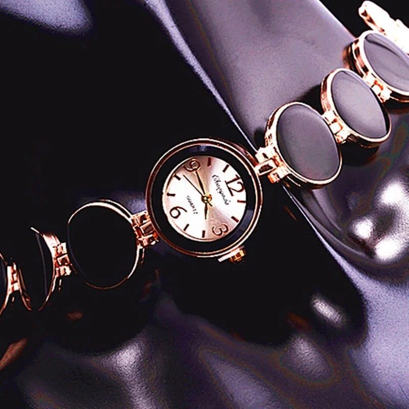 Montre Bracelet Rond Vintage à Quartz Pour Femmes Noir 2 Montre Bracelet Rond Vintage à Quartz Pour Femmes Noir – Image 2