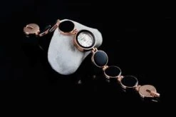 Montre Bracelet Rond Vintage à Quartz Pour Femmes Noir