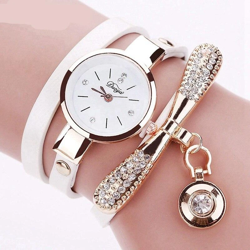 Montre Bracelet Vintage Avec Pendentif Cristal Doré 6 Montre Bracelet Vintage Avec Pendentif Cristal Doré – Image 6
