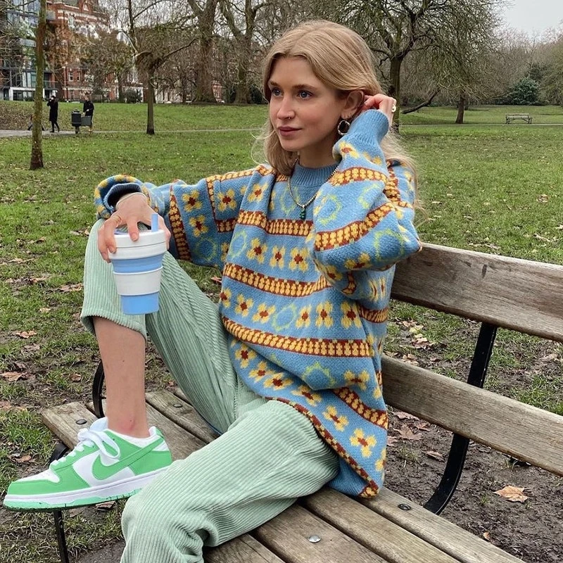 Pull Ample Femme Imprime Vintage 4 Pull Ample Femme Imprime Vintage – Image 4