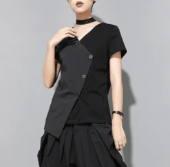 T-shirt Noir Rétro à Boutonnage Et Col En V Pour Femme -Vintage Soldes t shirt noir retro a boutonnage et col en v pour femme 3